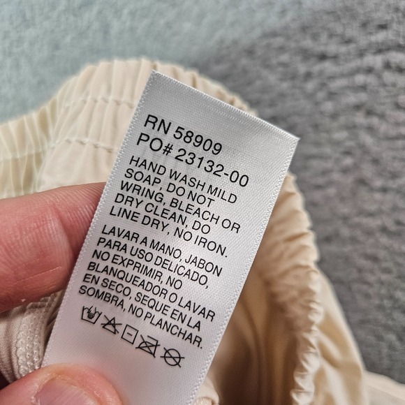 NWT Antonio Melani‎ Gym Workout Shorts Women XL Elastic Waist Inner Pants Cream - Picture 6 of 11